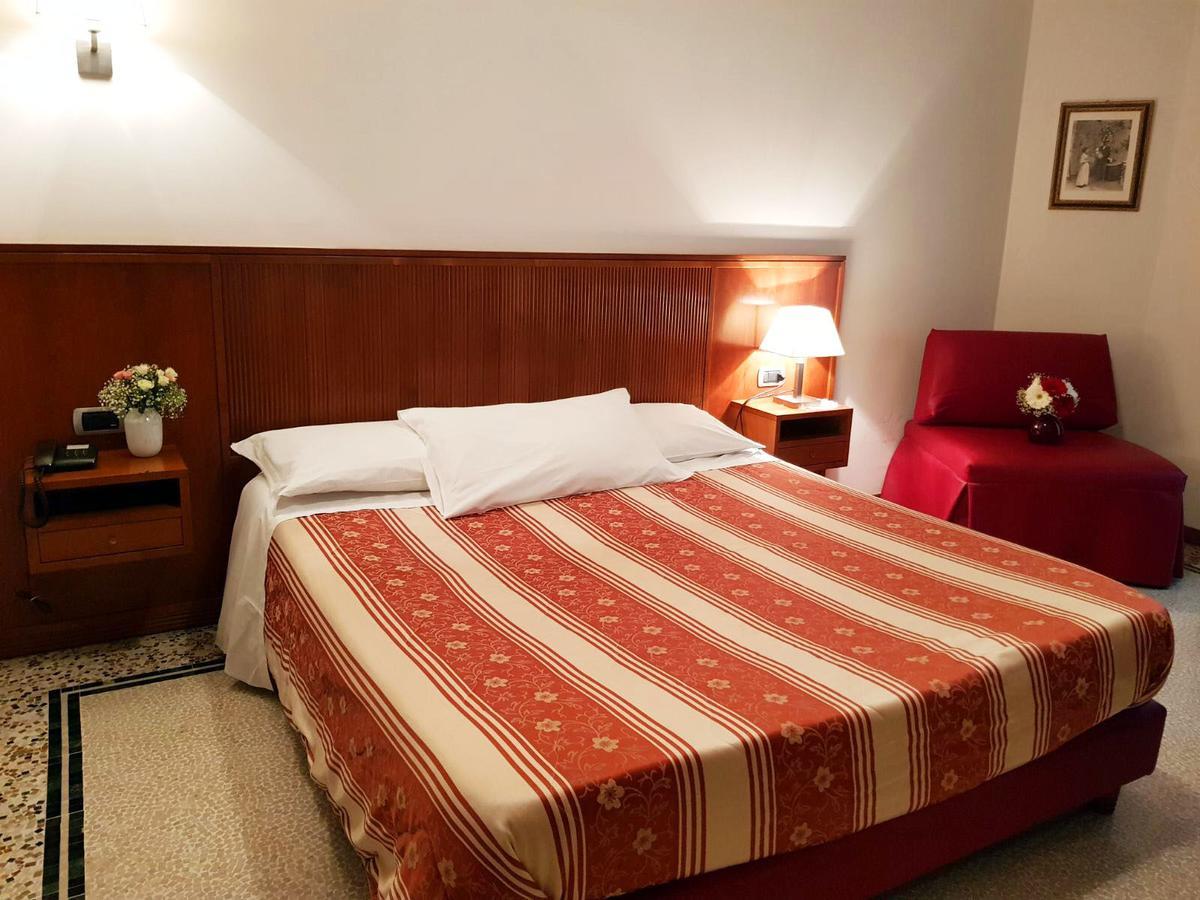 Hotel Nappo San Marzano sul Sarno Extérieur photo
